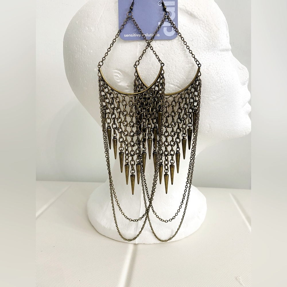 Chain earrings